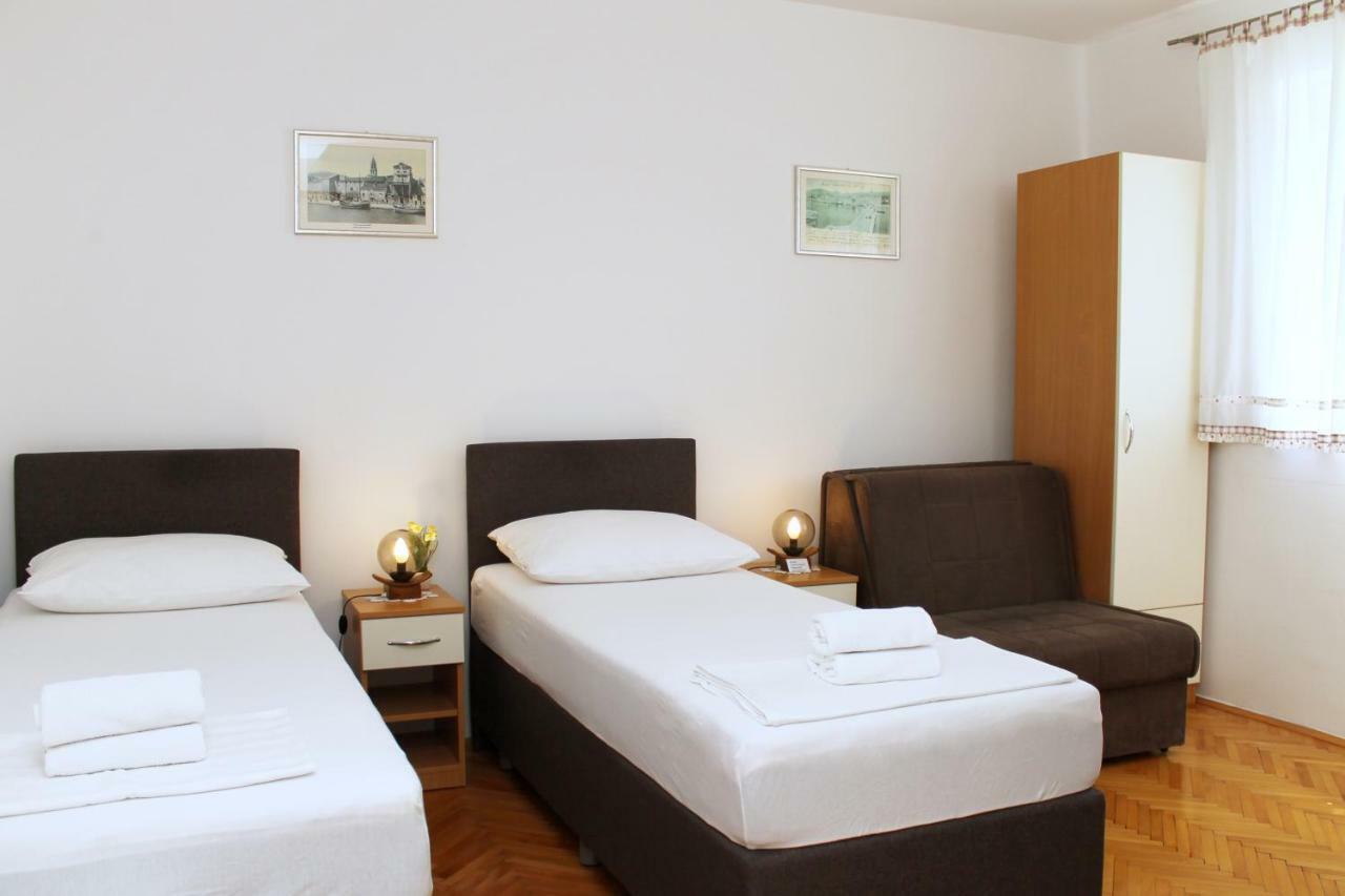 Mito Rooms And Apartments 特罗吉尔 外观 照片